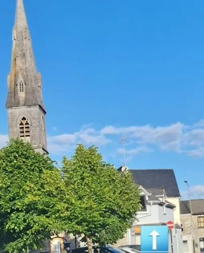 Ivy House In Town With Private Access *